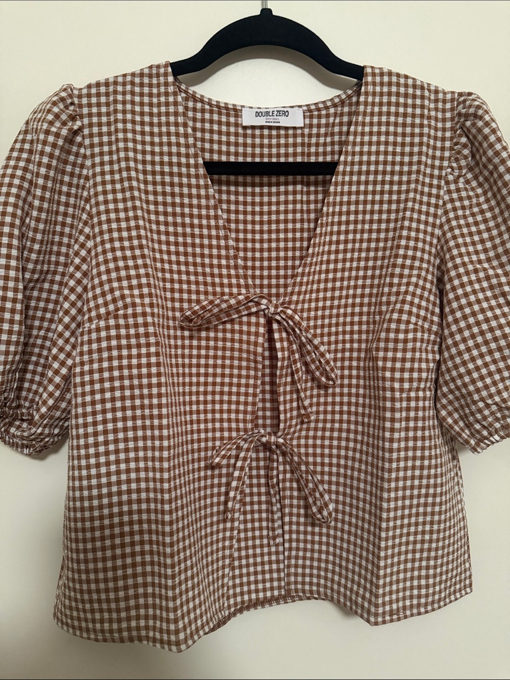 Double Zero Brown Gingham Tie-Front Puff Sleeve Blouse